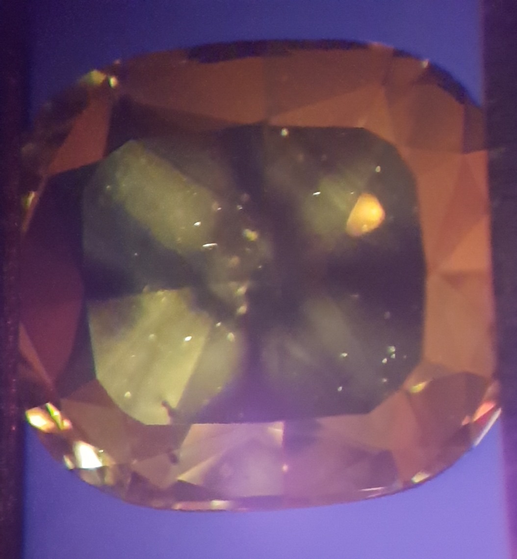 Lab-grown diamond by HPHT