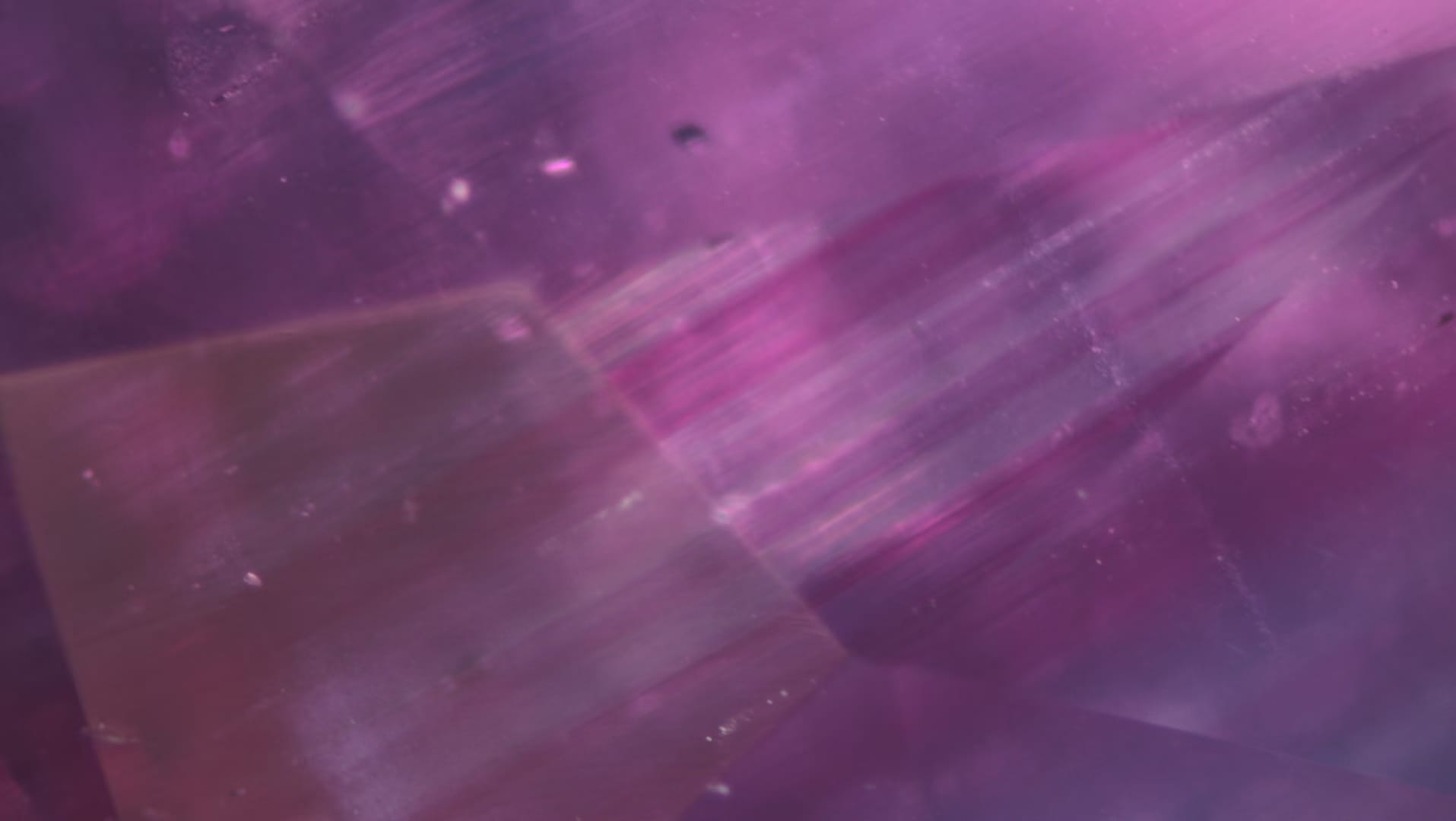 Kashmir (Pakistan)  purple pink sapphire